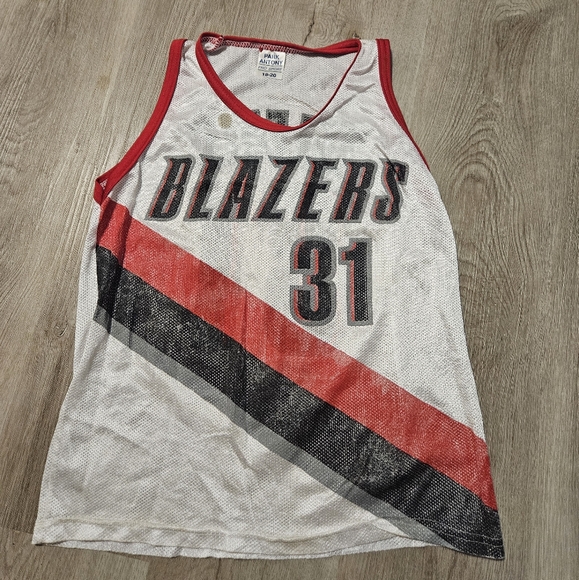 Youth size 18-20 Sebastian Telfair #31 Blazers Jersey - Picture 1 of 3